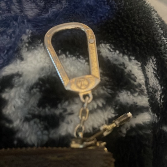 EUC vintage Louis Vuitton keychain - Picture 13 of 15